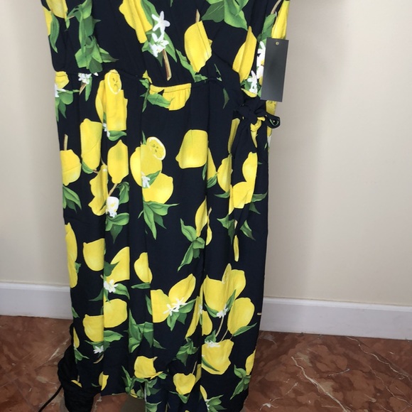 Lemon & Navy Dress - Picture 9 of 13